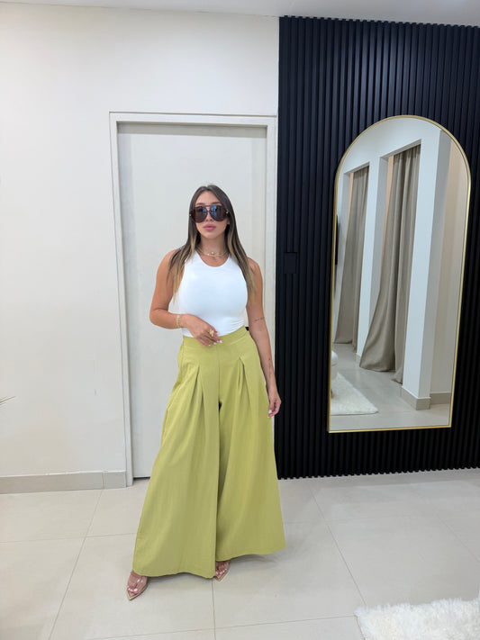 Plated Wide Leg Pant