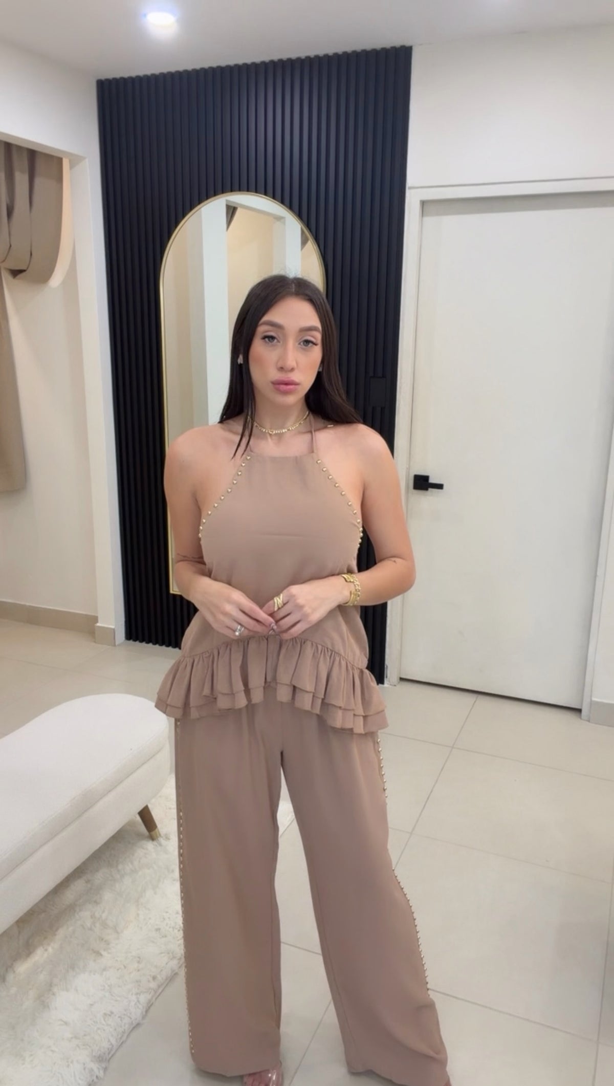 RUFFLE GOLD STUD TOP
