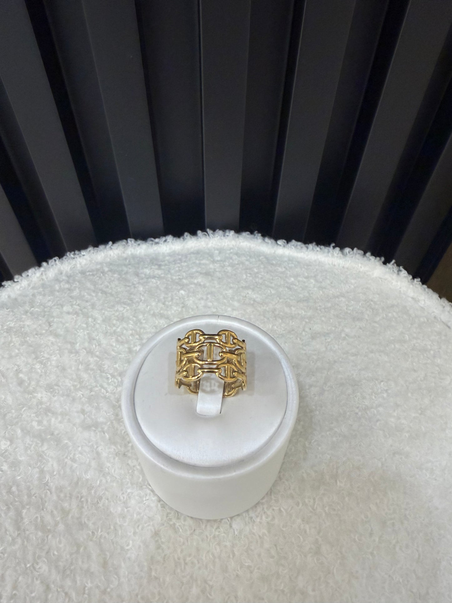 Linked Chain Ring